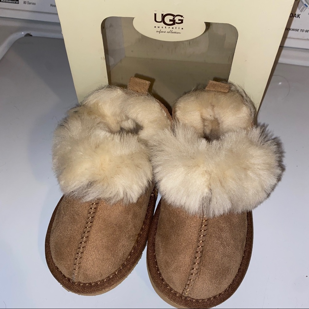 UGGs infant booties 0-6 months